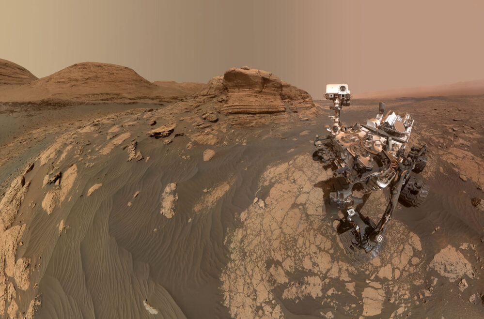 La NASA nombra montaña de Marte en honor al astrobiólogo mexicano Rafael Navarro