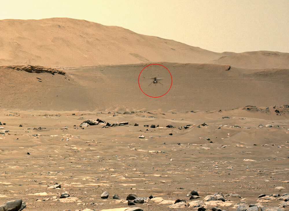 El helicóptero Ingenuity vuela más lejos y más rápido en Marte