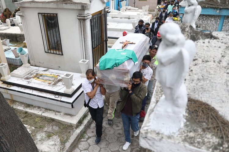 Suman 223,507 las muertes causadas por Coronavirus en México