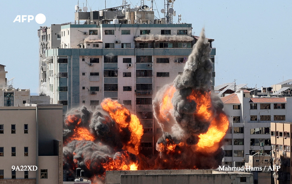 VIDEO: El mundo sabrá menos de lo que sucede en Gaza; Israel derrumba edificio de prensa