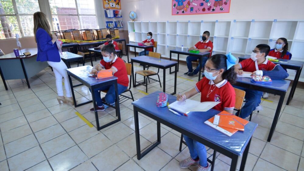 CDMX: Escuelas particulares dicen no a clases presenciales en junio