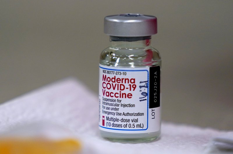 La vacuna de Moderna es eficaz en jóvenes afirma la farmacéutica