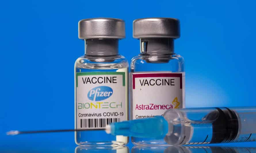 Las vacunas de Pfizer y AstraZeneca te protegen de la variante Delta del COVID