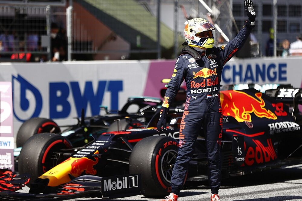 Checo Pérez cerca del podio quedó 4to, Verstappen gana el Gran Premio de Estiria