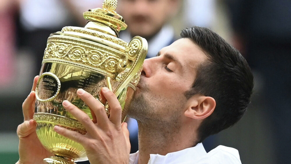 Novak Djokovic gana en Wimbledon y suma en su historia veinte Gran Slam