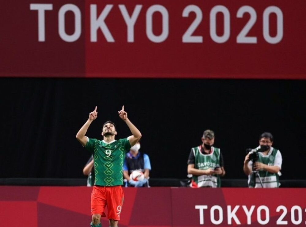 México golea 3-0 a Sudáfrica y pasa a cuartos de final en Tokio 2020