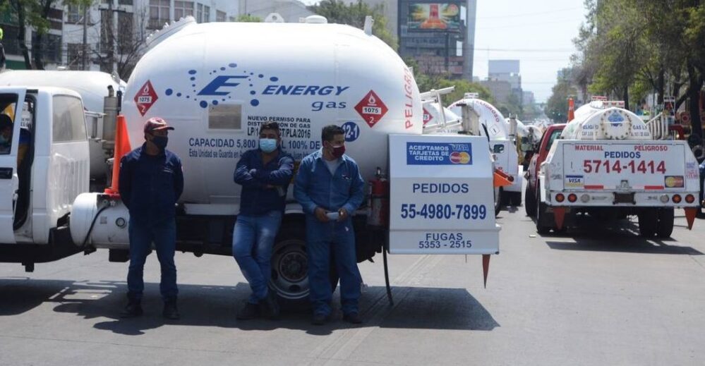 Se rebelan los gaseros y entran en paro por el control de precio del gas del Gobierno