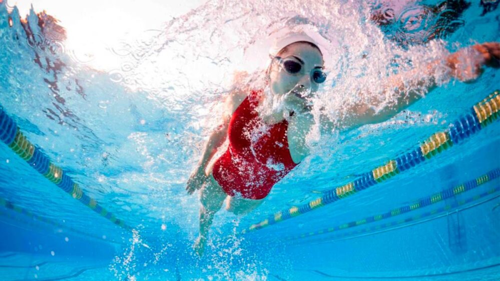 La natación es el mejor deporte para el cerebro consideran los expertos