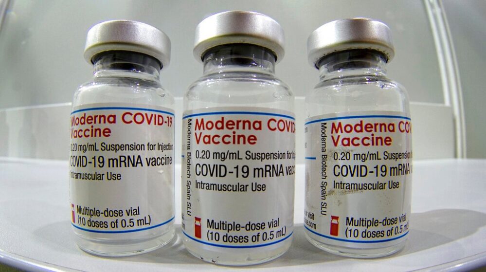 Autorizada la vacuna de Moderna contra Covid para uso de emergencia en México