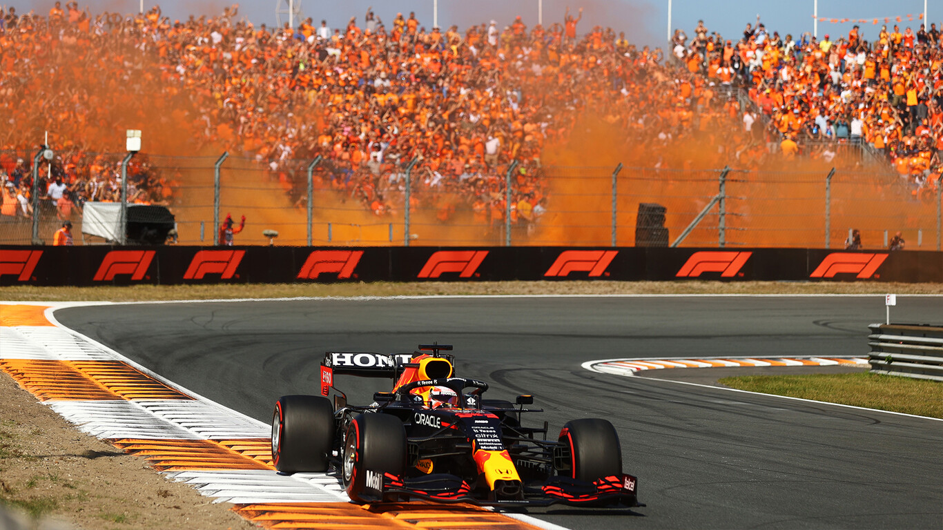 Verstappen gana el Gran Premio de Holanda; Checo Pérez finaliza en octavo lugar Agenda Setting