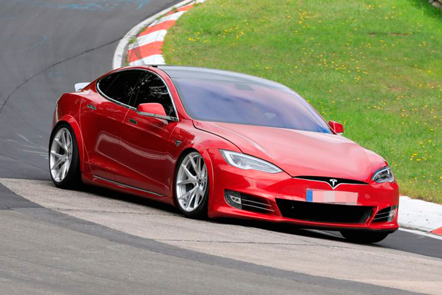 El Tesla Model S Plaid destrona al Porsche Taycan Turbo, y es rey de los vehículo eléctricos