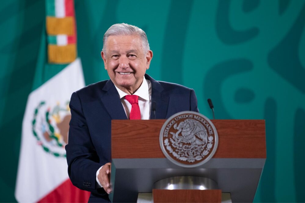Sube 62.6% la aprobación de López Obrador durante octubre: encuesta de México Elige
