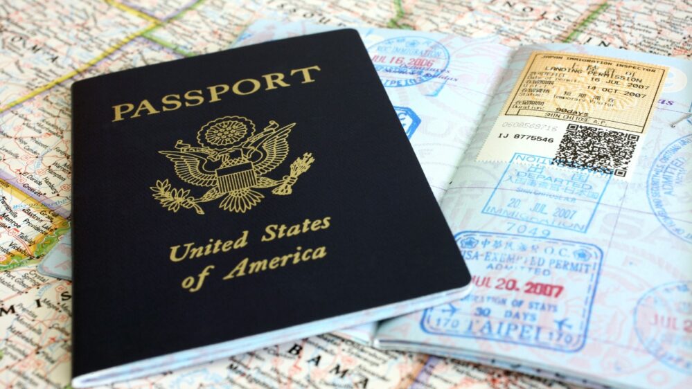Estados Unidos ya cuenta con pasaporte marcado con género «X»