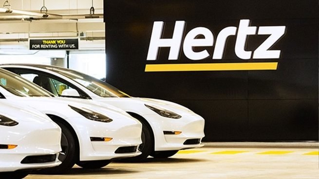 Tesla recibe el mayor pedido de coches de su historia, cien mil autos para Hertz