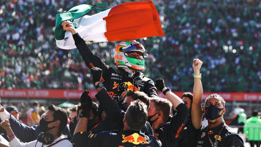 «Estoy muy feliz de que ganamos en México»: Checo Pérez