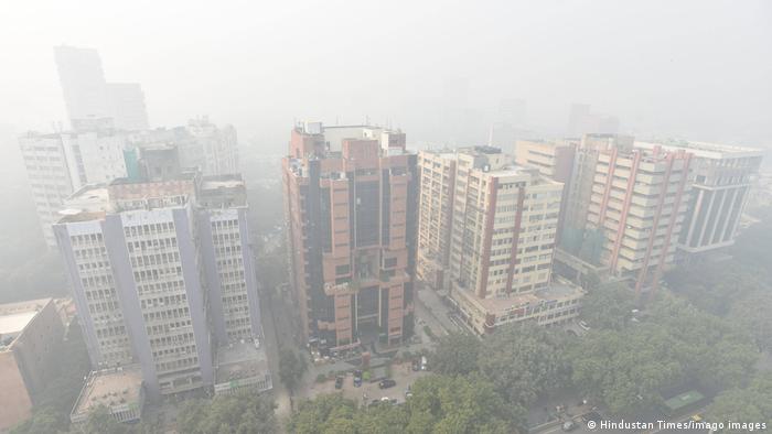 Emergencia en la India por nube tóxica en Nueva Delhi que asfixia la ciudad