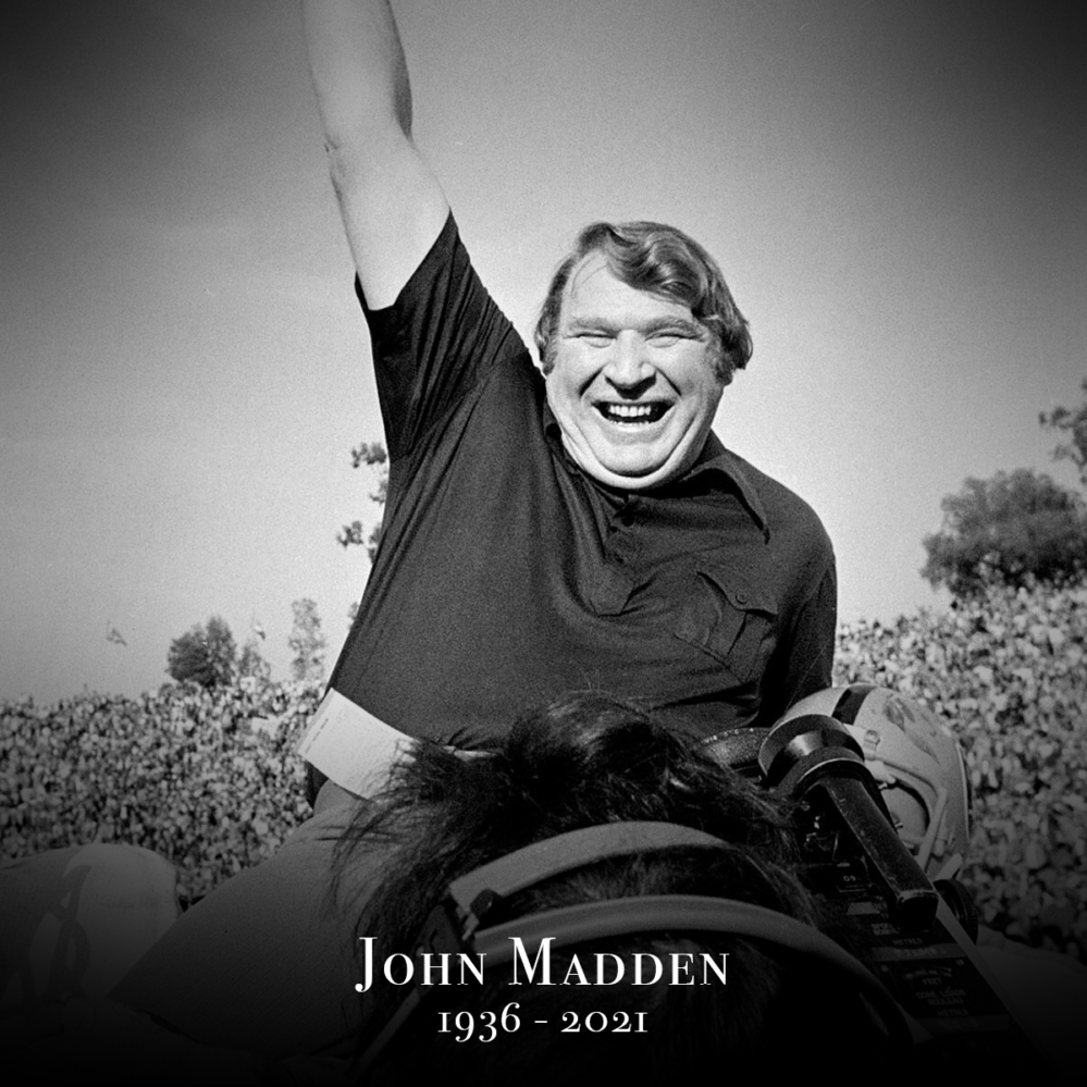 Muere John Madden toda una leyenda de la NFL