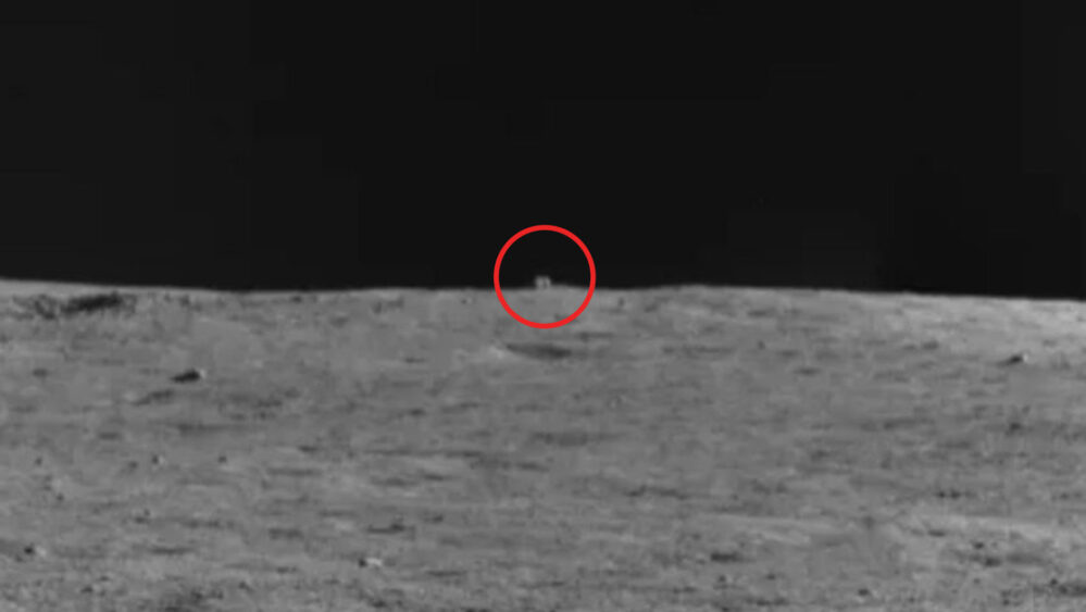 Descubren «cabaña misteriosa» en forma de cubo en un cráter de la Luna