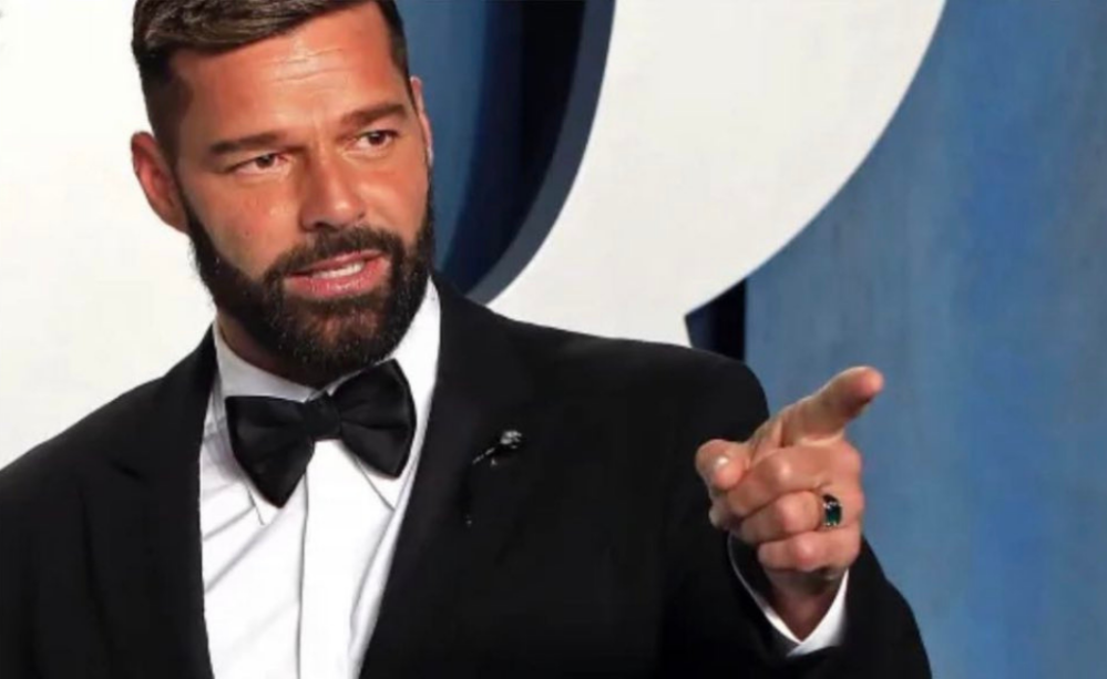 Denuncian al cantante Ricky Martin por violencia doméstica