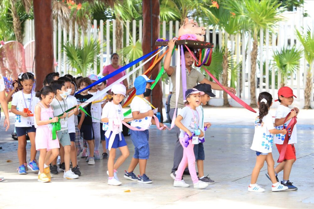 Niños y niñas se divierten en los Cursos de Verano del Gobierno de Solidaridad