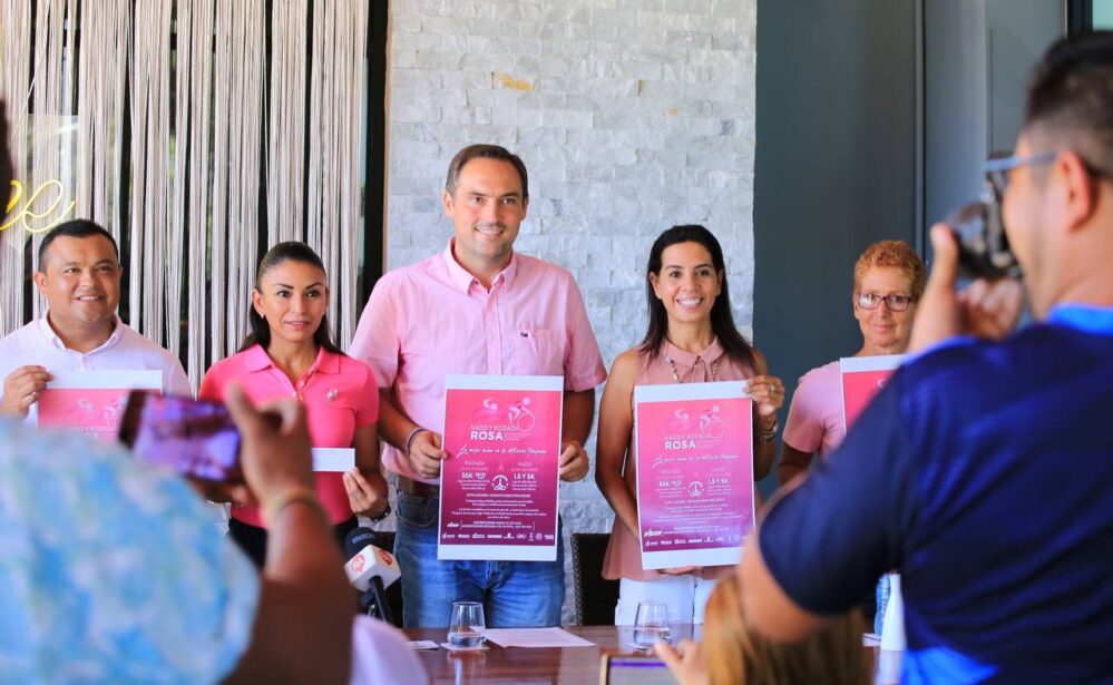 Playa del Carmen: rodada y nado rosa para concientizar y prevenir cáncer de mama