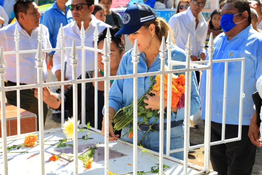 Lili Campos fomenta y preserva las tradiciones en Solidaridad