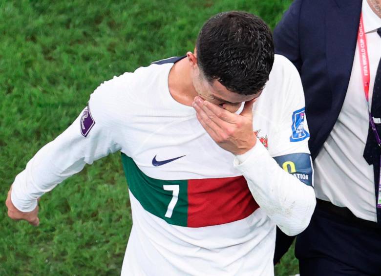 Llora Cristiano Ronaldo, desconsolado tras la eliminación del mundial