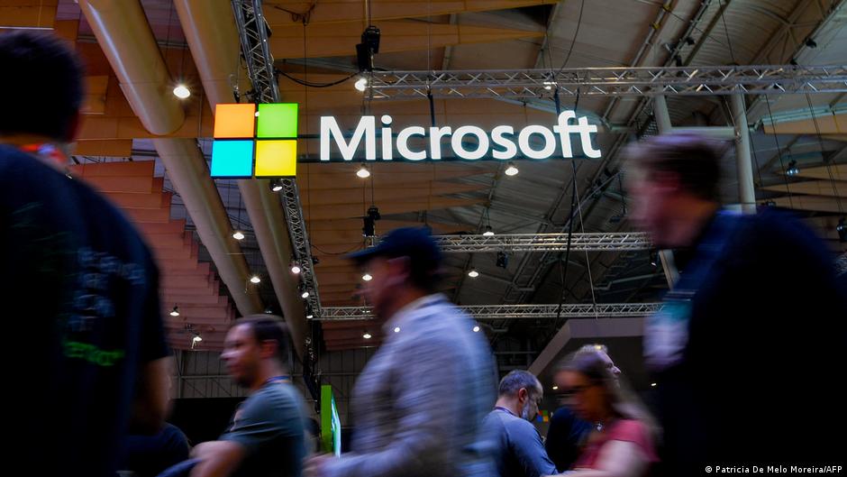 Microsoft despide diez mil empleados
