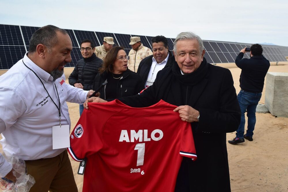 Inaugura Obrador Planta Fotovoltaica de Sonora, será la más grande de América Latina