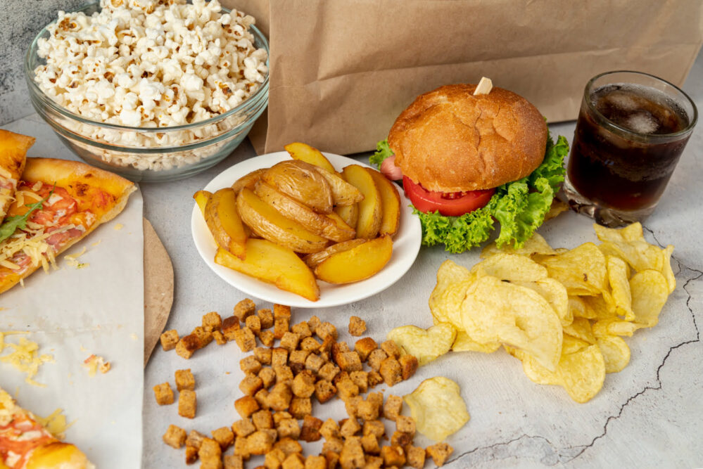 ¿Adiós comida frita? La nueva lista prohibida de alimentos y bebidas con grasas trans