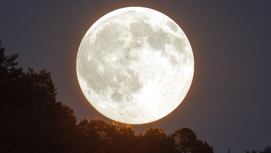 Luna de Gusano 2023, su significado espiritual y cuándo ver la luna llena