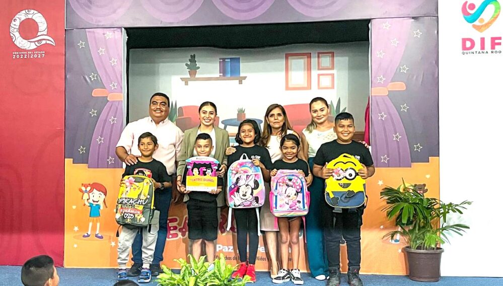 Quintana Roo: gana Solidaridad concurso infantil estatal de teatro guiñol