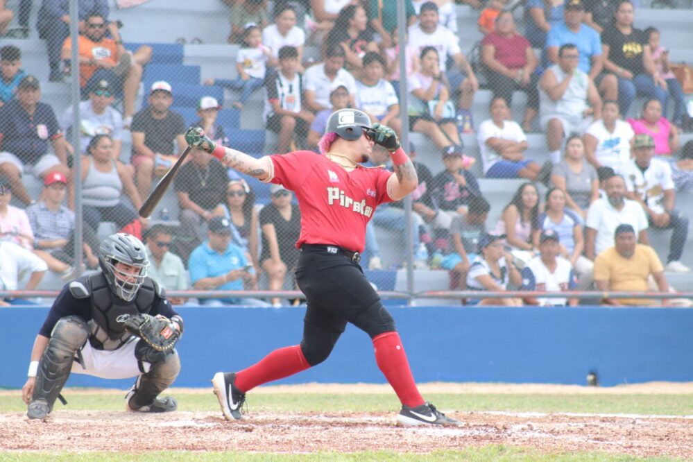 VIDEO: Tigres de Quintana Roo y Piratas de Campeche juegan en Playa del Carmen