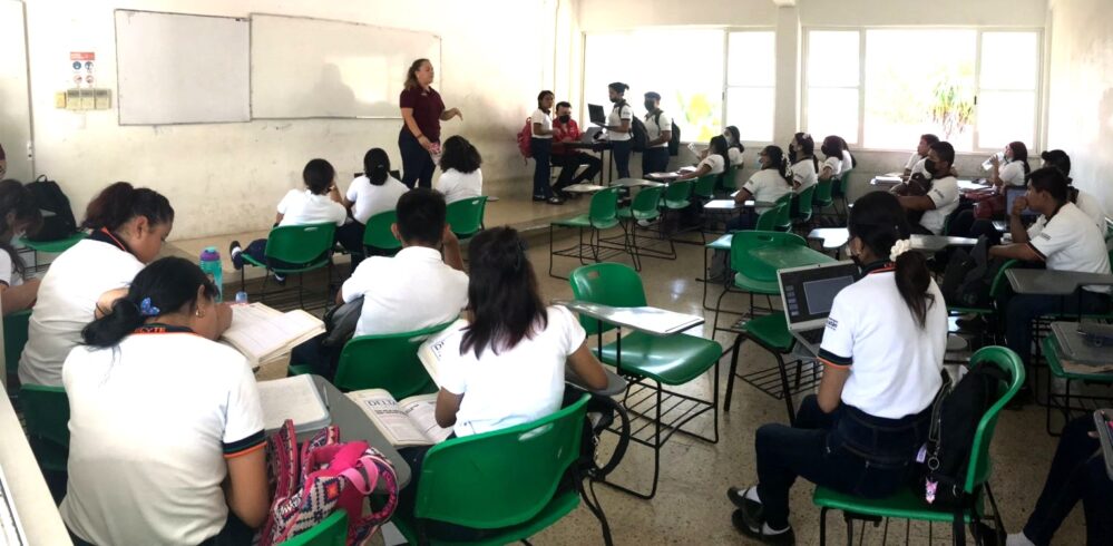 Intensa promoción educativa del ITESCAM, dan a conocer carreras que imparten en Campeche