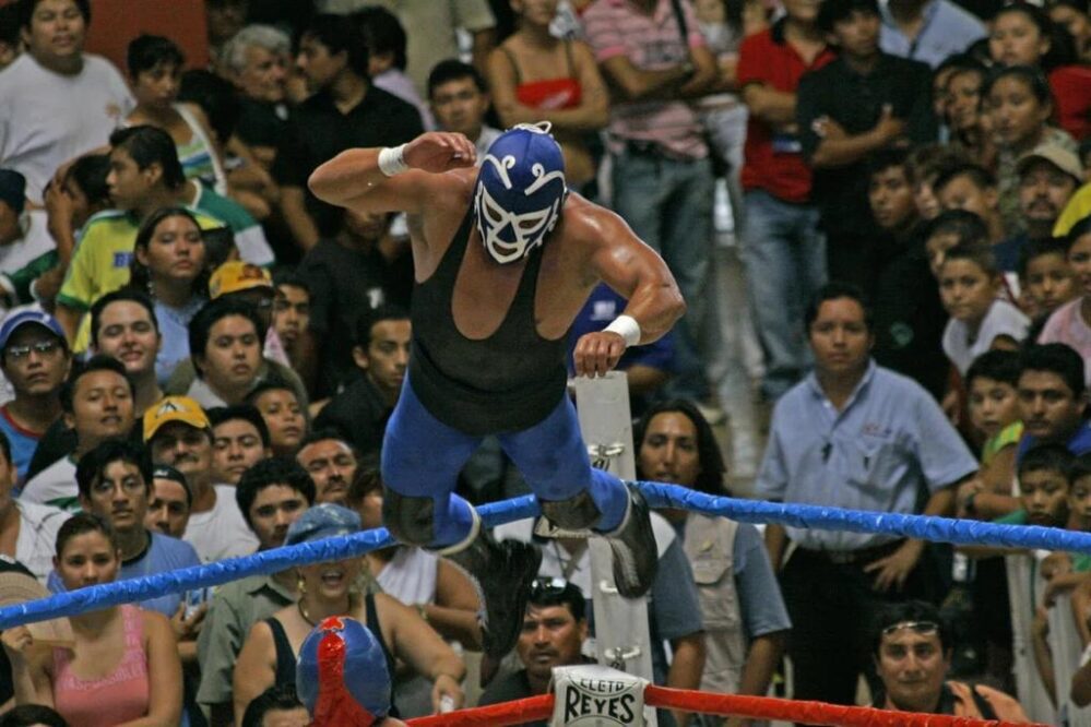 Huracán Ramírez, la leyenda de la lucha libre llega a Playa del Carmen
