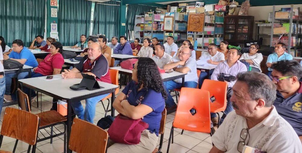 Campeche: Participan docentes del COBACAM en taller de evaluación formativa