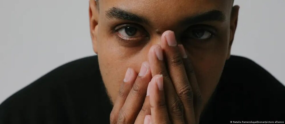Olor a lágrimas reduce la agresividad, revela nuevo estudio