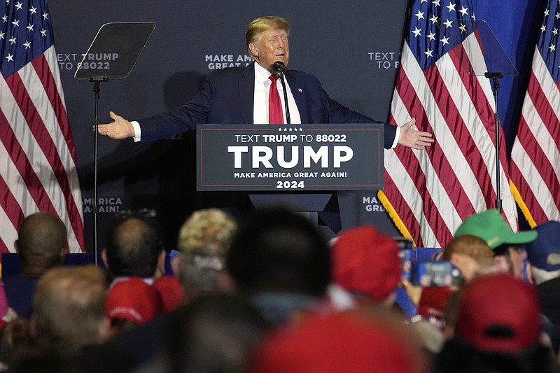 Trump anuncia mega operativo de deportaciones de migrantes, si gana la presidencia