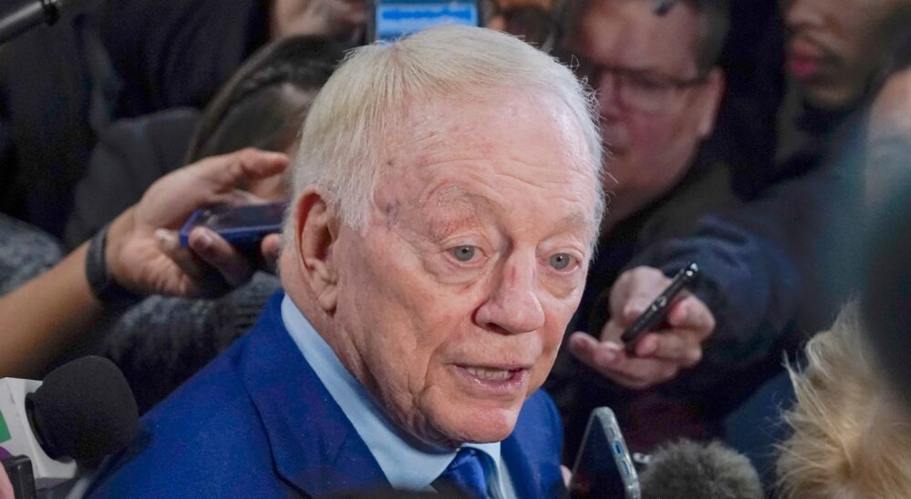 Cowboys: Estalla Jerry Jones «teníamos altas expectativas y ahora estamos eliminados»