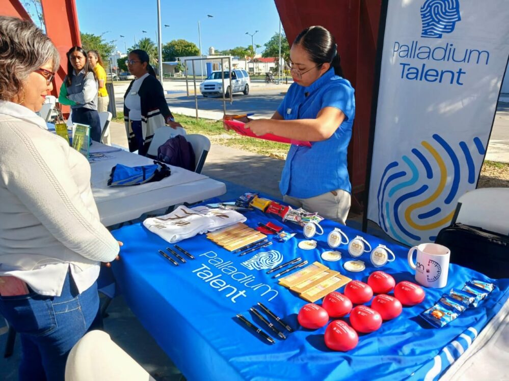 Quintana Roo: Realizan Cuarta Feria del Empleo en Puerto Aventuras