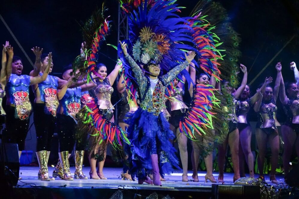 Gran algarabía en coronaciones de reyes y reinas del Carnaval Playa del Carmen 2024