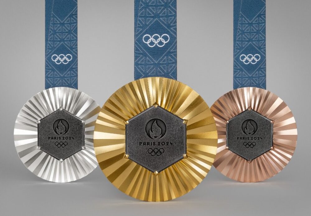 ¡Qué elegancia la de Francia! Medallas olímpicas de París-2024 tendrán pedacito de la Torre Eiffel