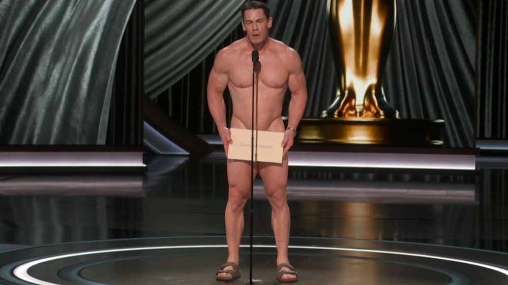 John Cena sale sin ropa en los Oscars y se roba la ceremonia