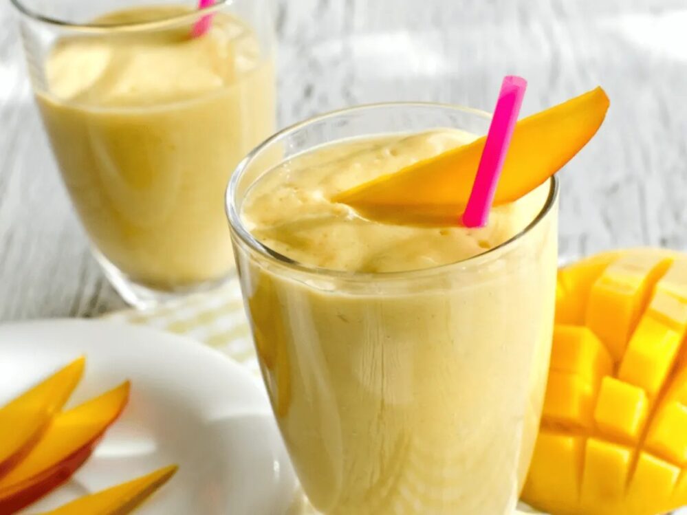 Receta irresistible: Agua de mango cremosa, refrescante y baja en calorías para el calor