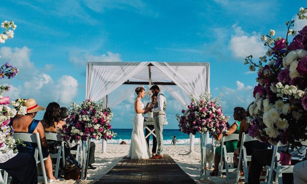¡Playa del Carmen epicentro de bodas! El turismo nupcial se dispara en la Riviera Maya
