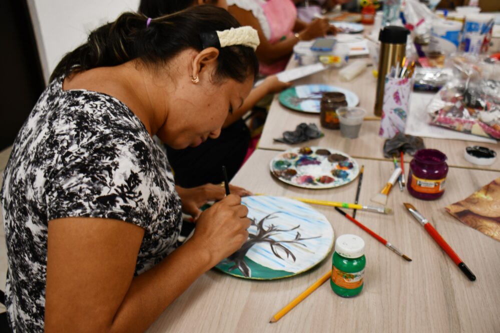 Imparten talleres y clínicas en Solidaridad que brindan espacio de desarrollo personal