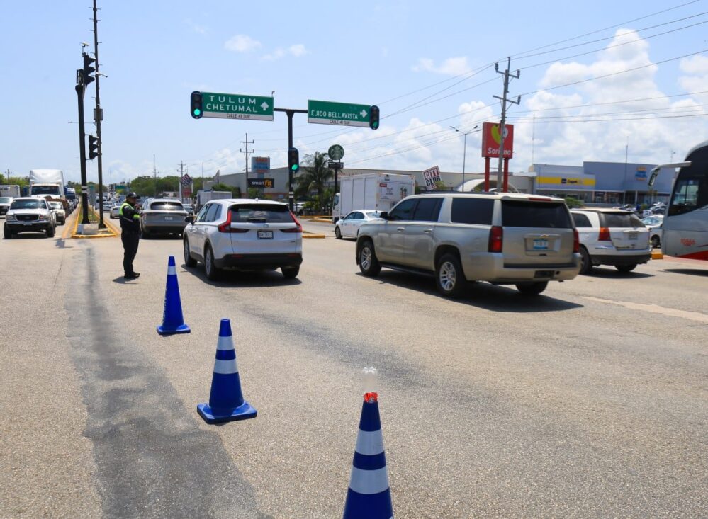 Mejoran circulación vial con cambios de sentido en Playa del Carmen