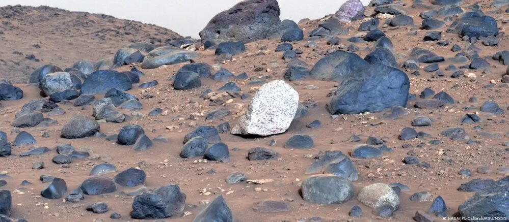 Rover de la NASA descubre piedras nunca antes vistas en Marte