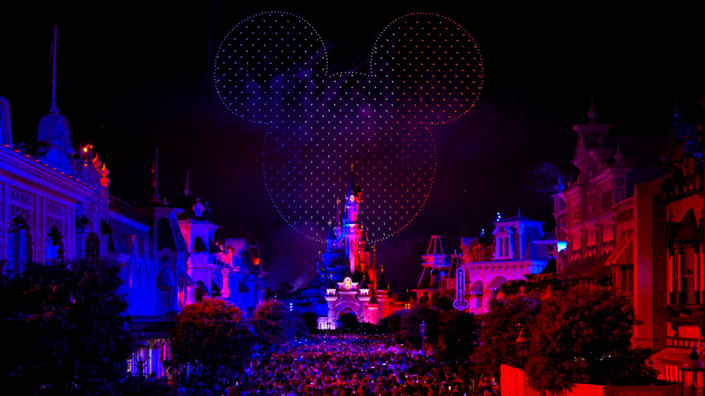 ¡Récord Guinness! Disneyland París logra la mayor imagen aérea con 1,571 drones