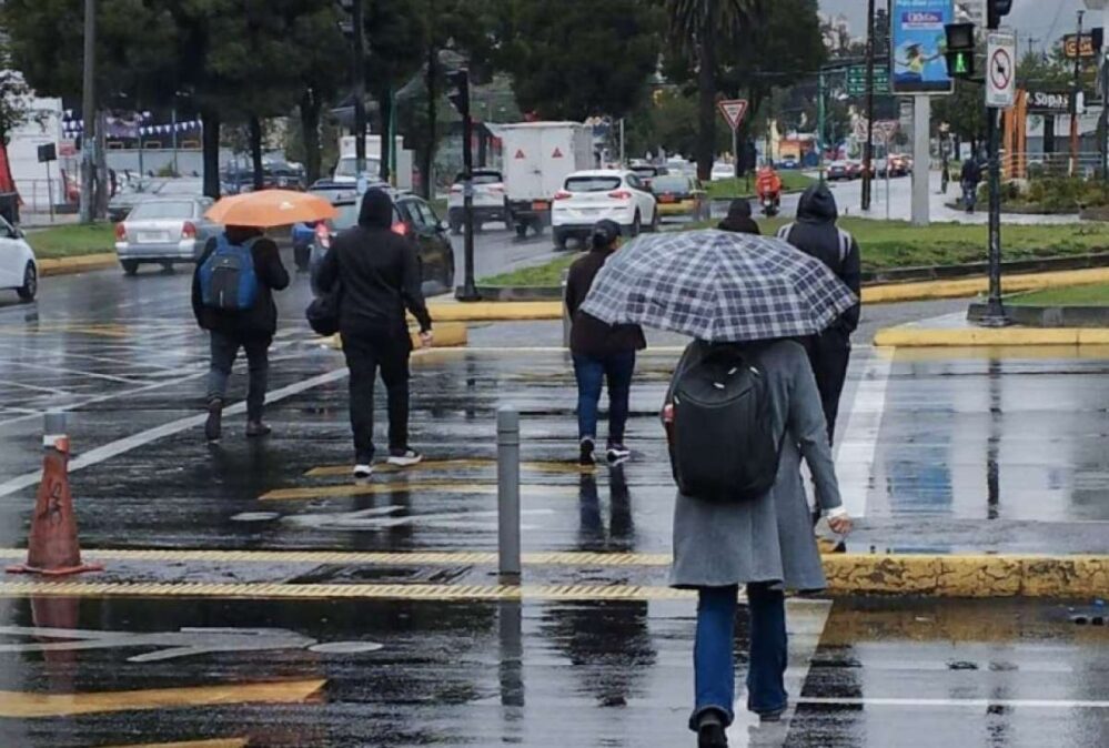 Intensas lluvias en varios estados de México por Ondas Tropicales ¡Saca el paraguas!